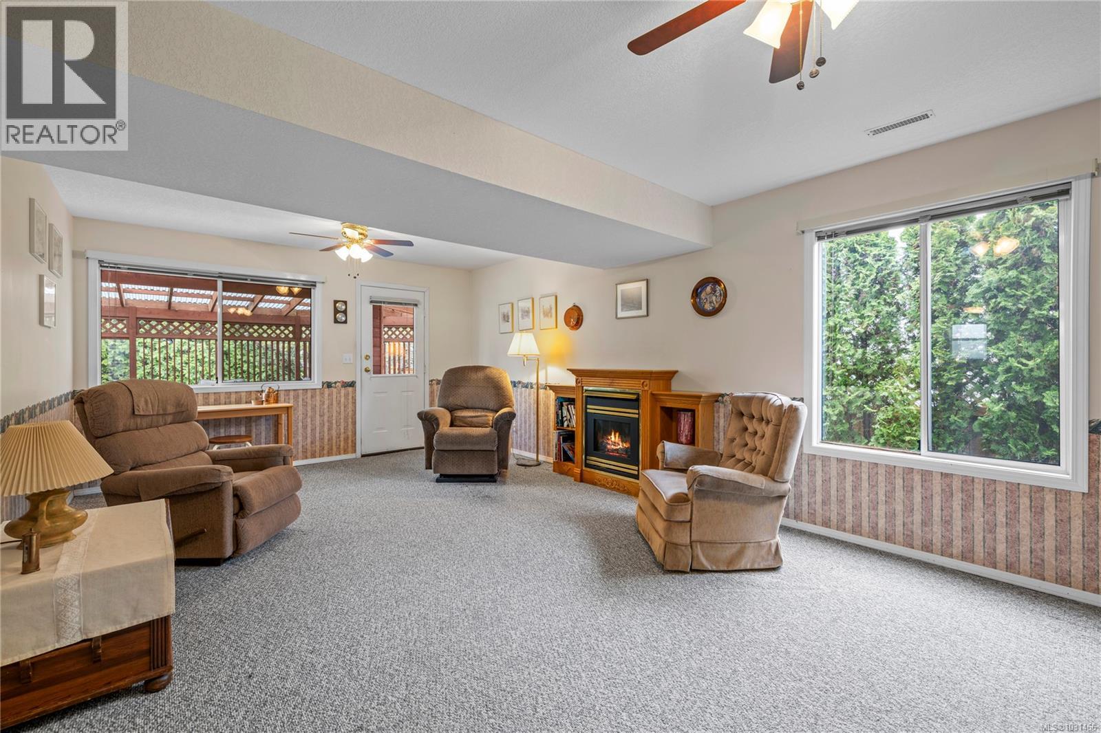 6298 WATERBURY RD - 38