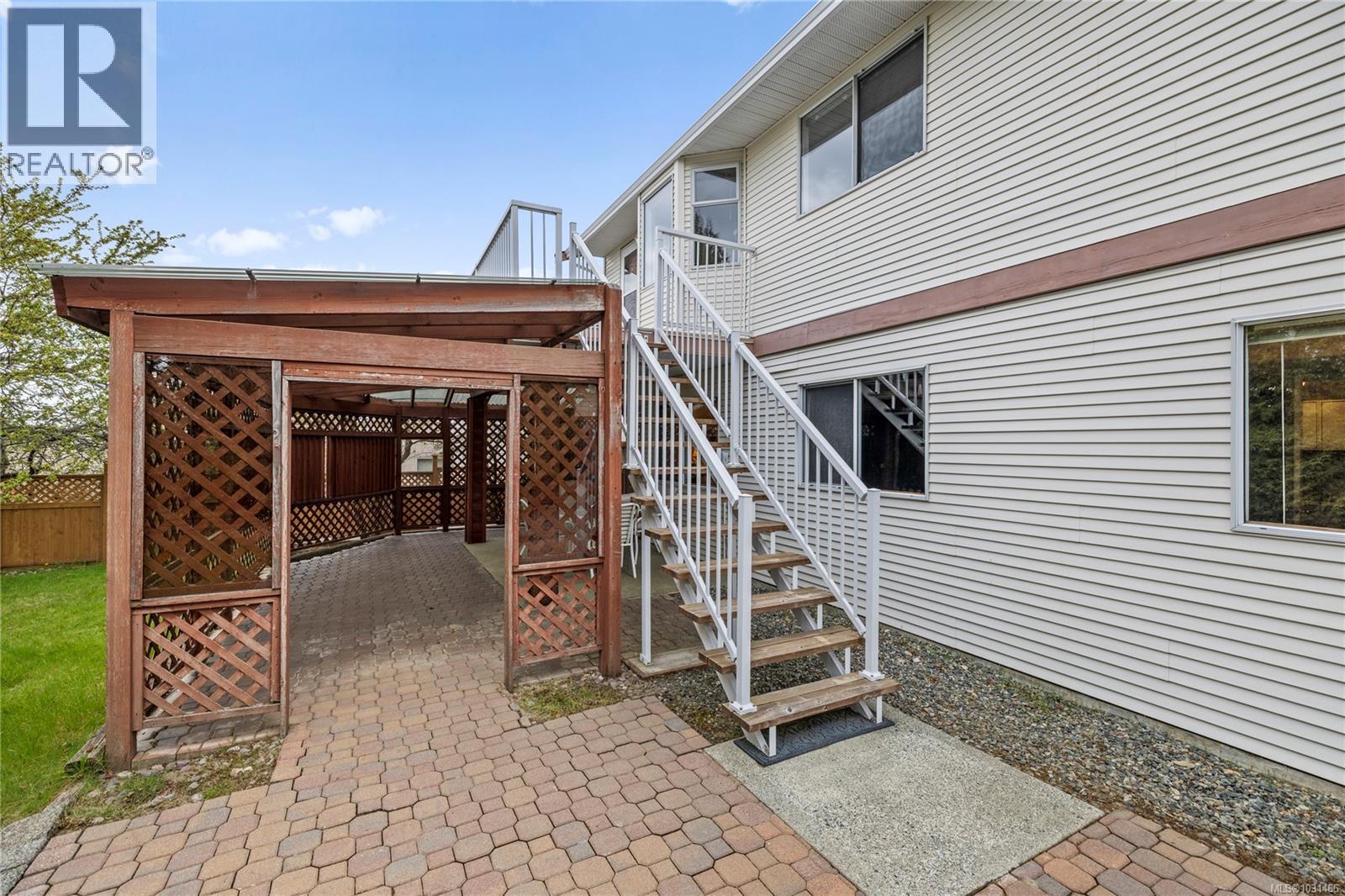 6298 WATERBURY RD - 48