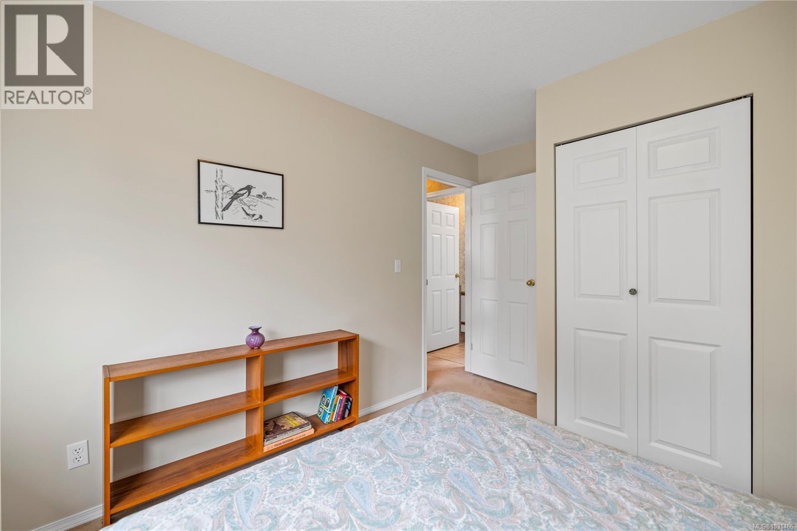 6298 WATERBURY RD - 31