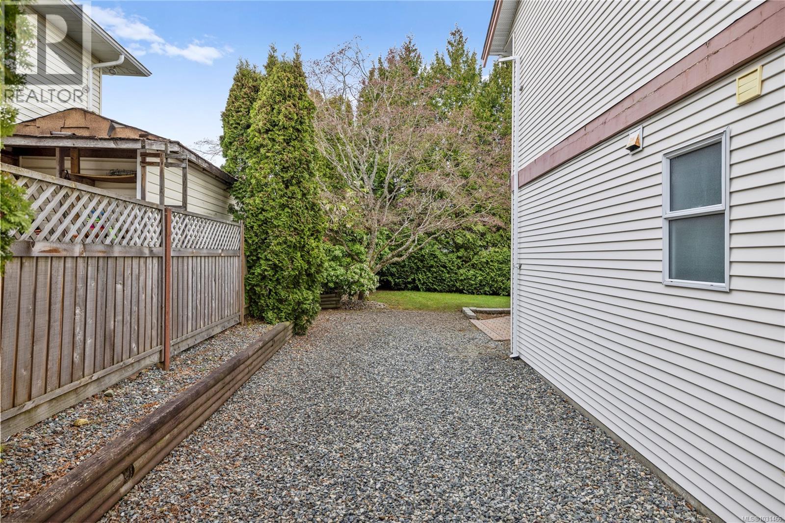 6298 WATERBURY RD - 52