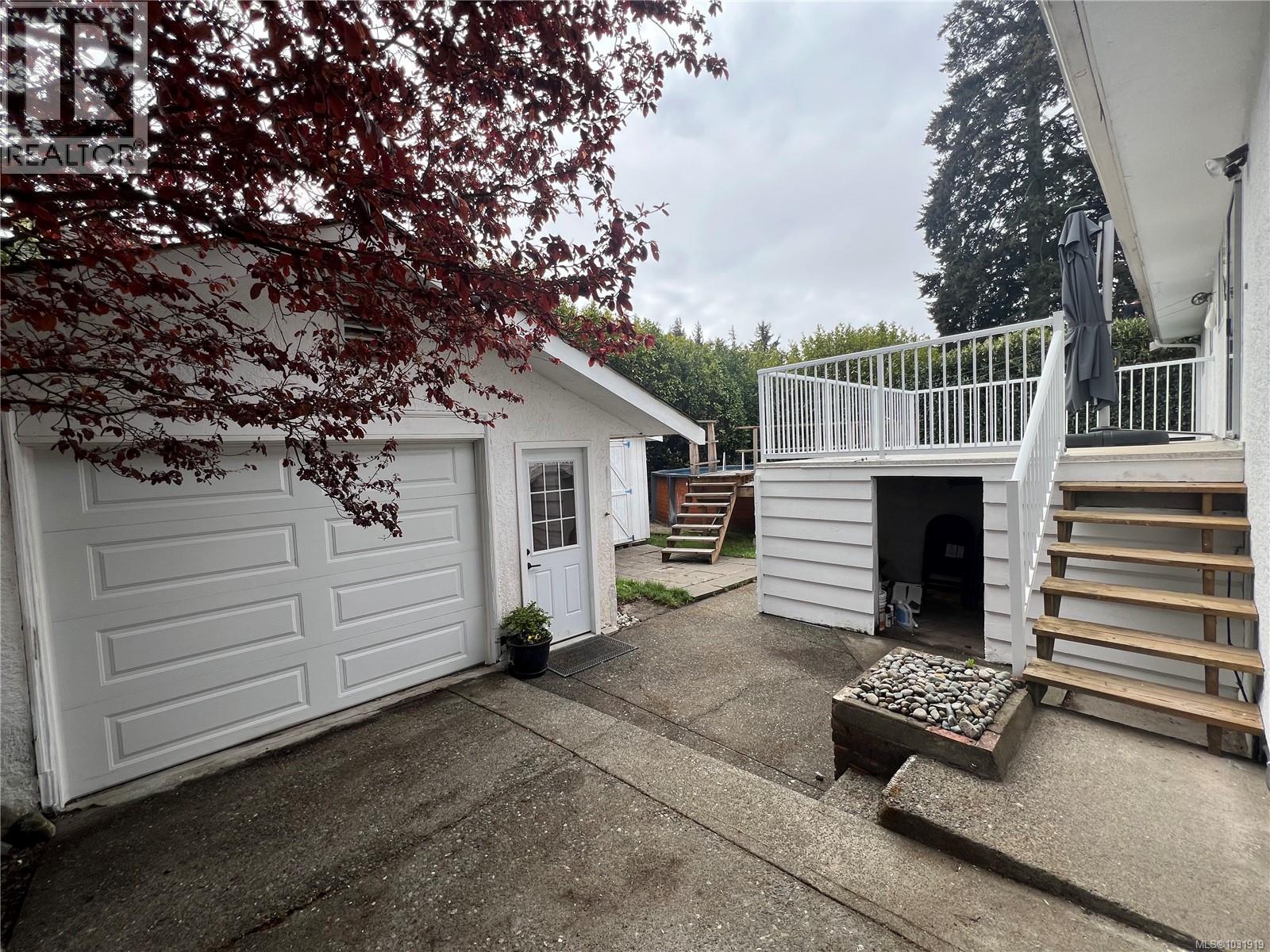 3357 SWINDELL CRES - 39