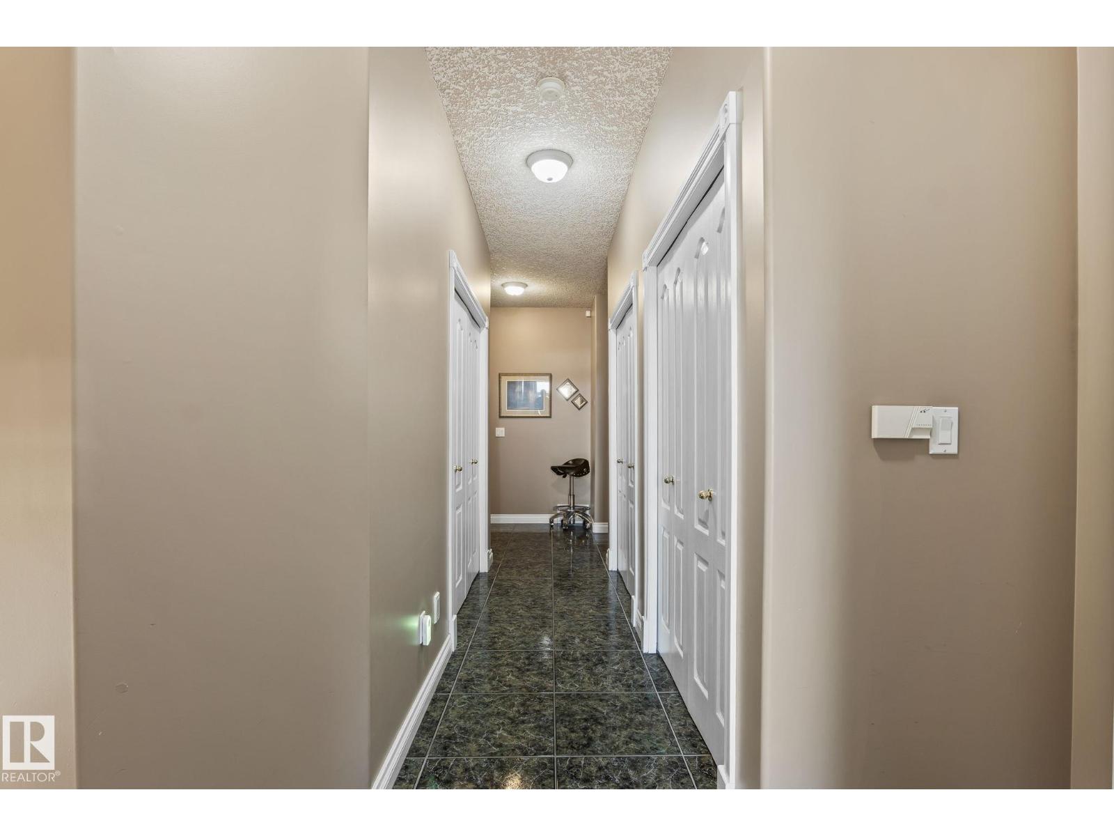 9610 167 ST SW - 27