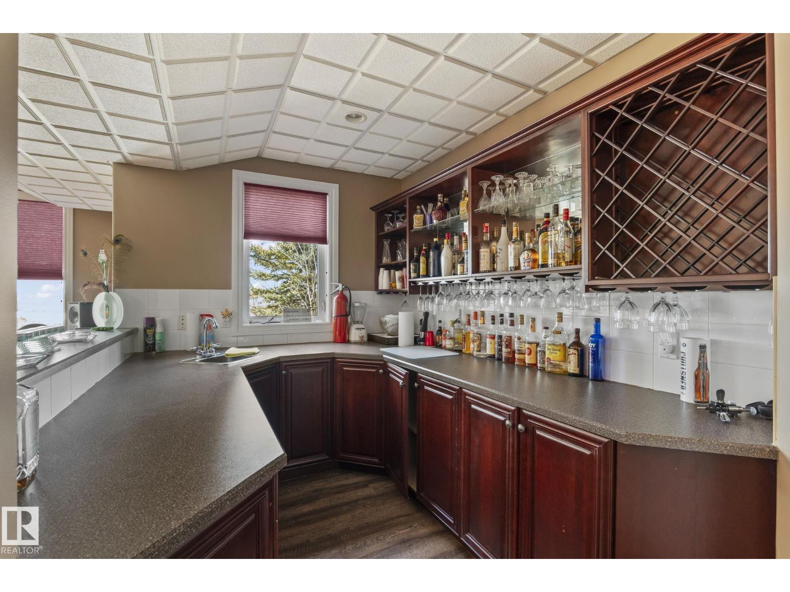 9610 167 ST SW - 40
