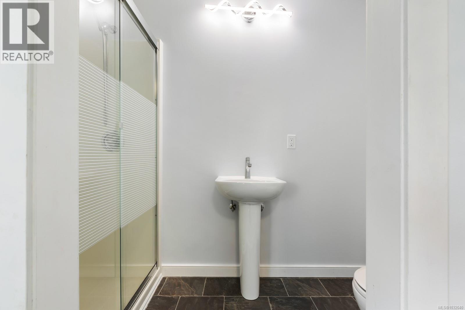 1741 SPARROW PL - 32