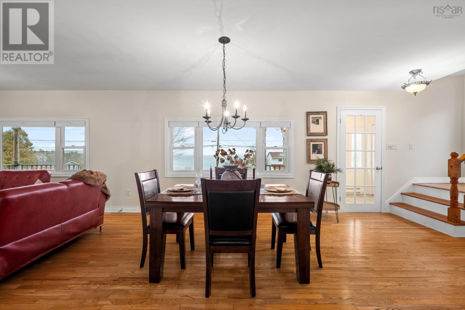 Property 12 of 49 of 75 Bayview Drive