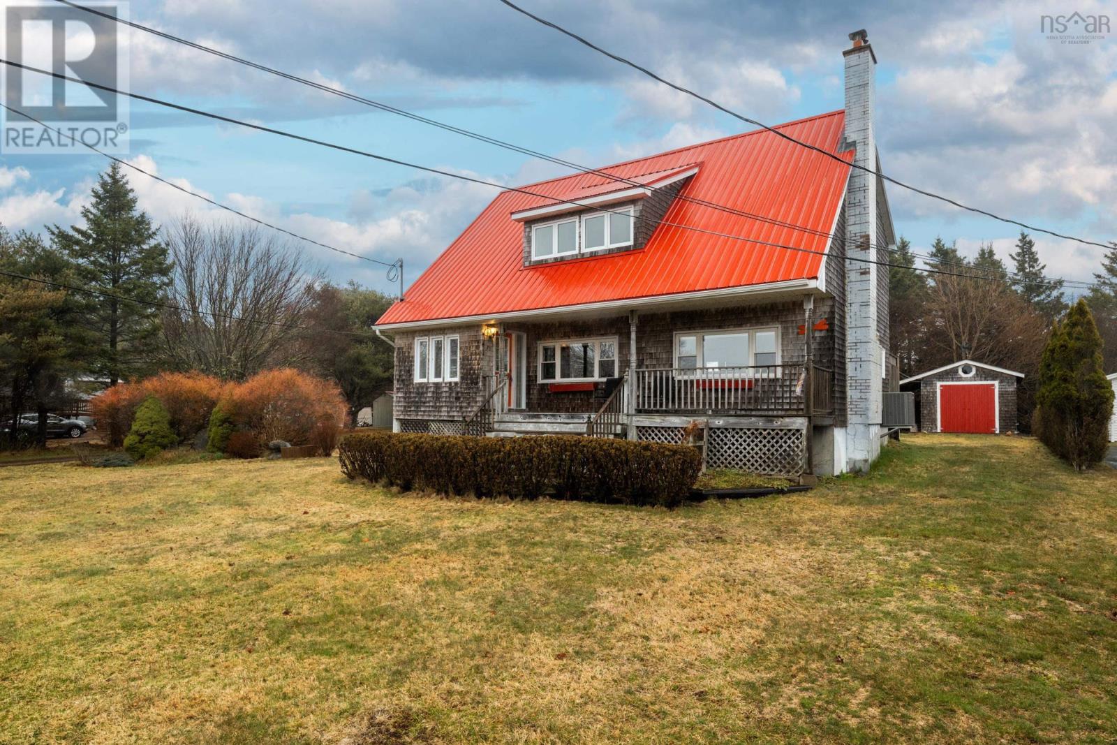 Property 2 of 49 of 75 Bayview Drive