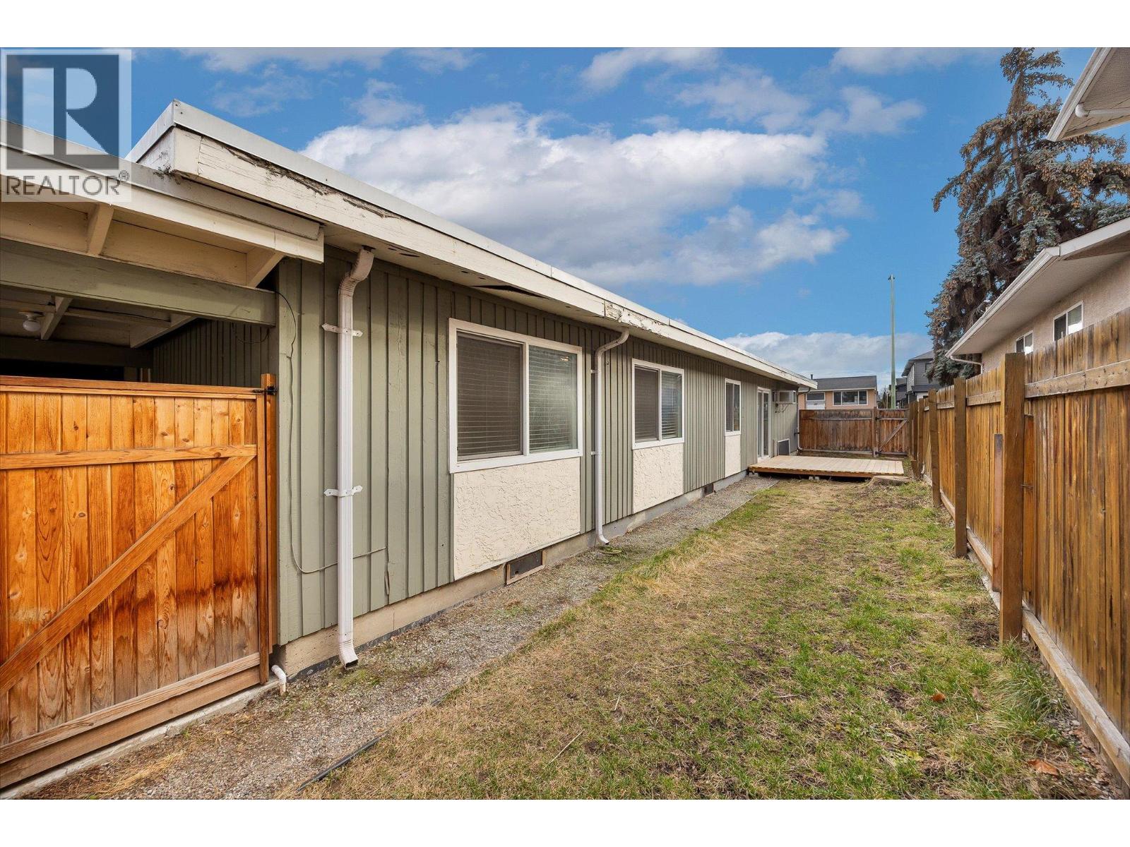  740 Raymer Avenue, Kelowna