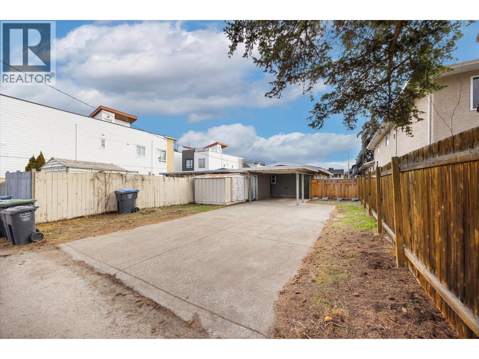  740 Raymer Avenue, Kelowna