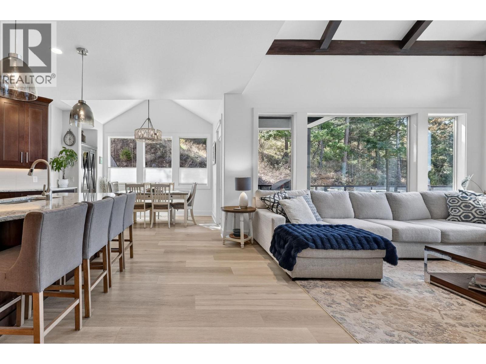 414 Prestwick Street, Kelowna