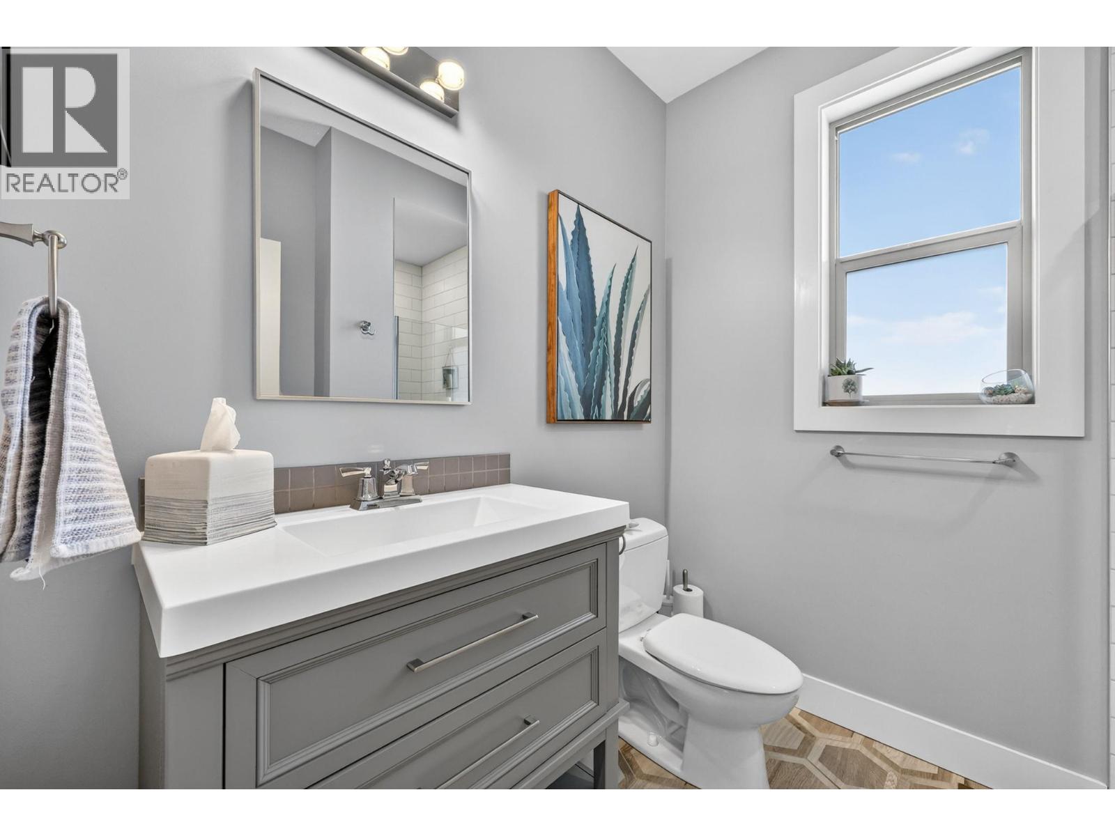 414 Prestwick Street, Kelowna