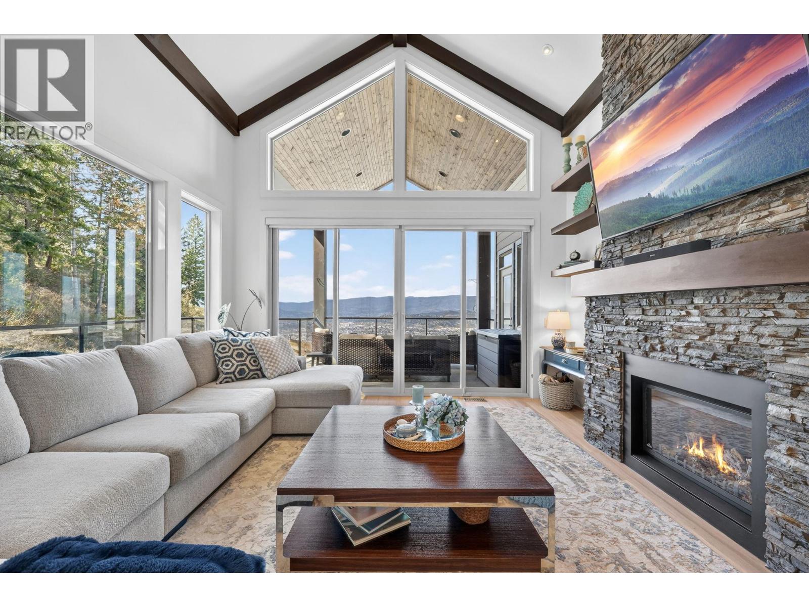 414 Prestwick Street, Kelowna