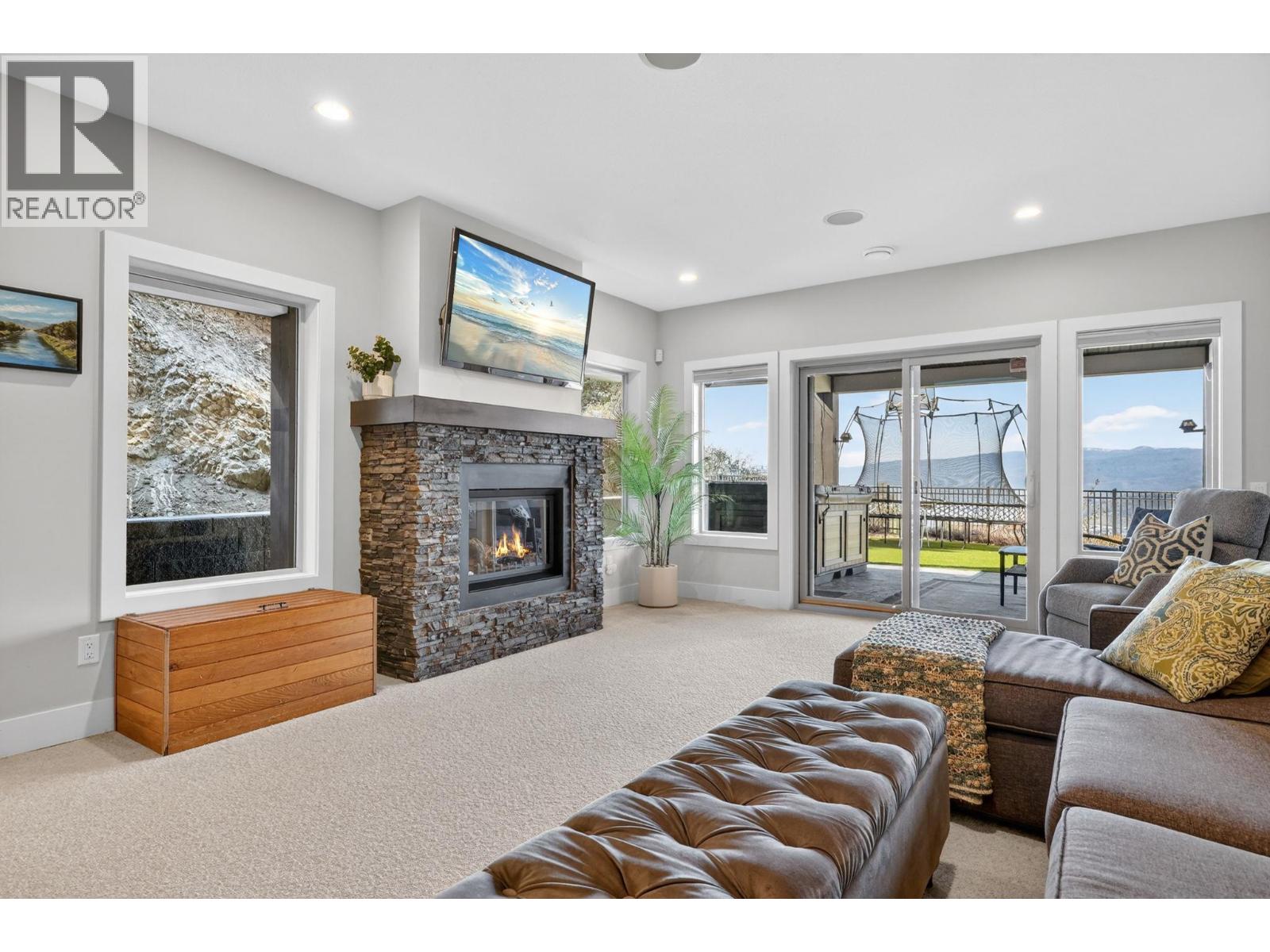 414 Prestwick Street, Kelowna