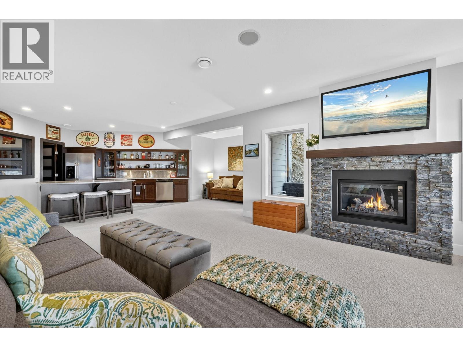 414 Prestwick Street, Kelowna