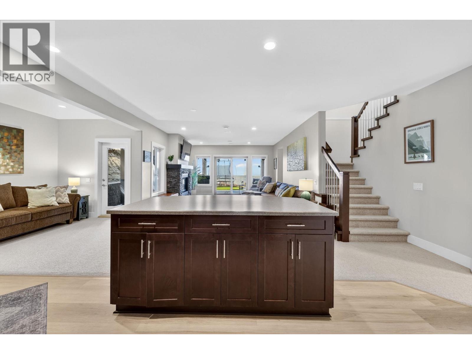 414 Prestwick Street, Kelowna