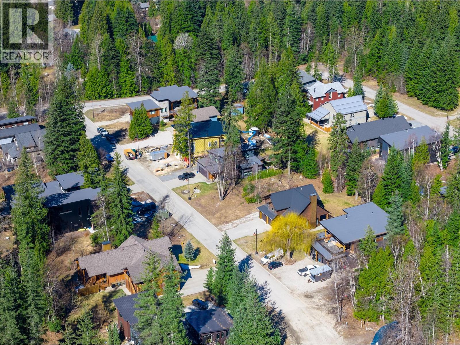 2070 Mountain Gate Road — photo 3