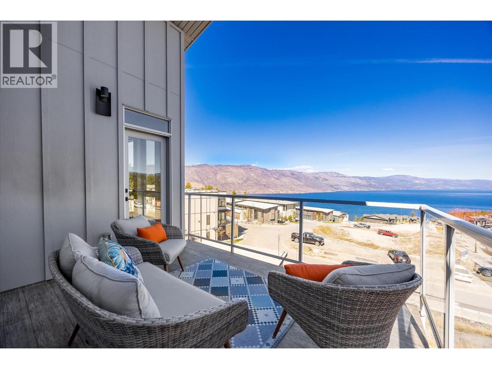 1860 Blue Bunch Court, Kelowna