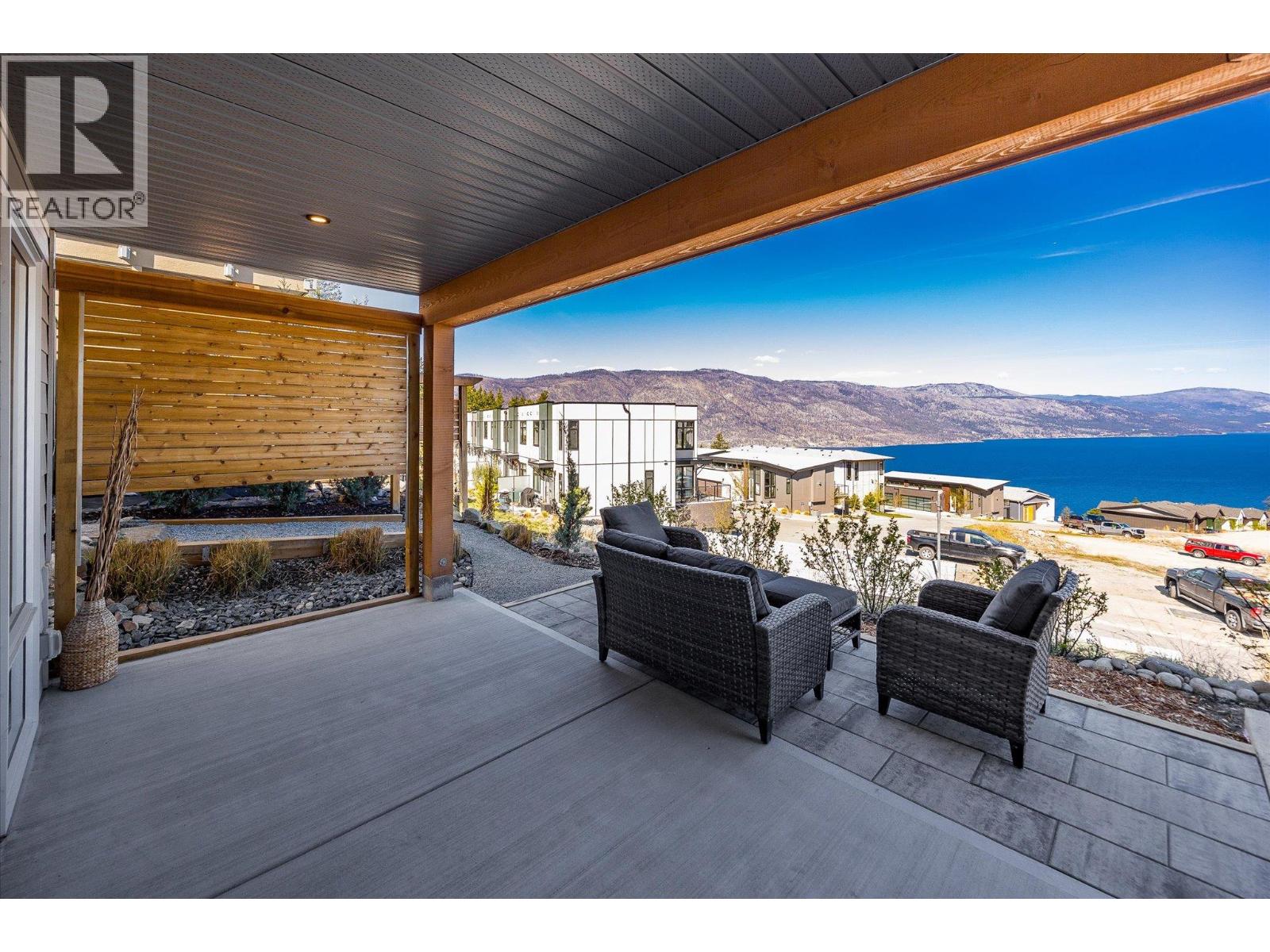 1860 Blue Bunch Court, Kelowna