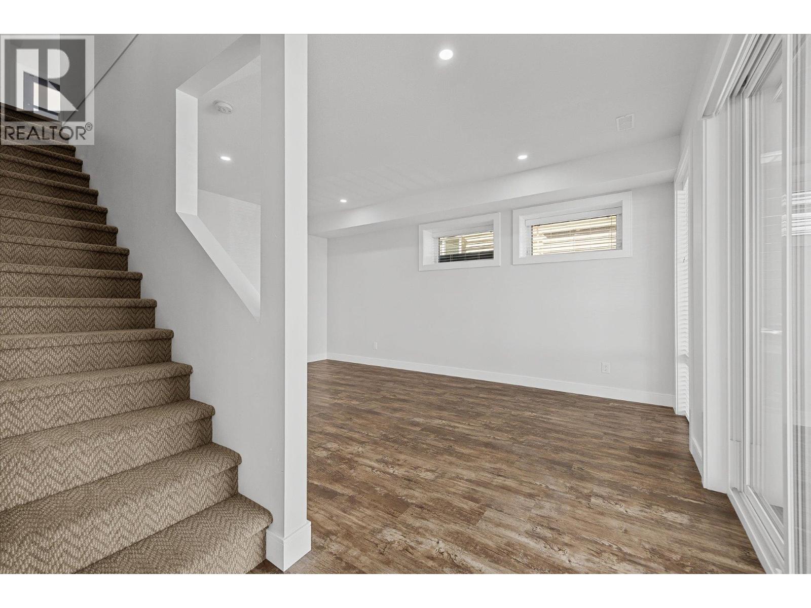 1860 Blue Bunch Court, Kelowna