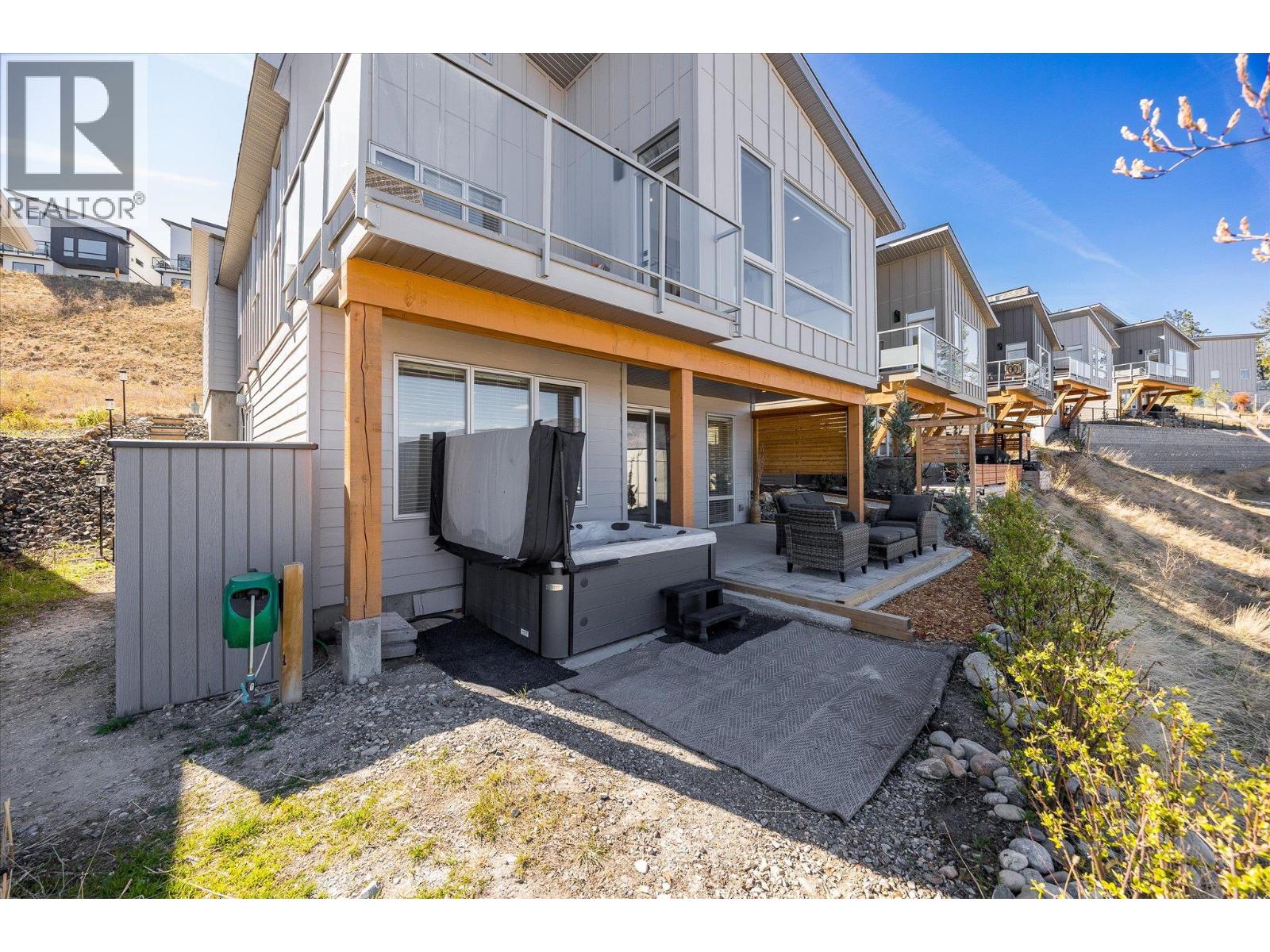 1860 Blue Bunch Court, Kelowna