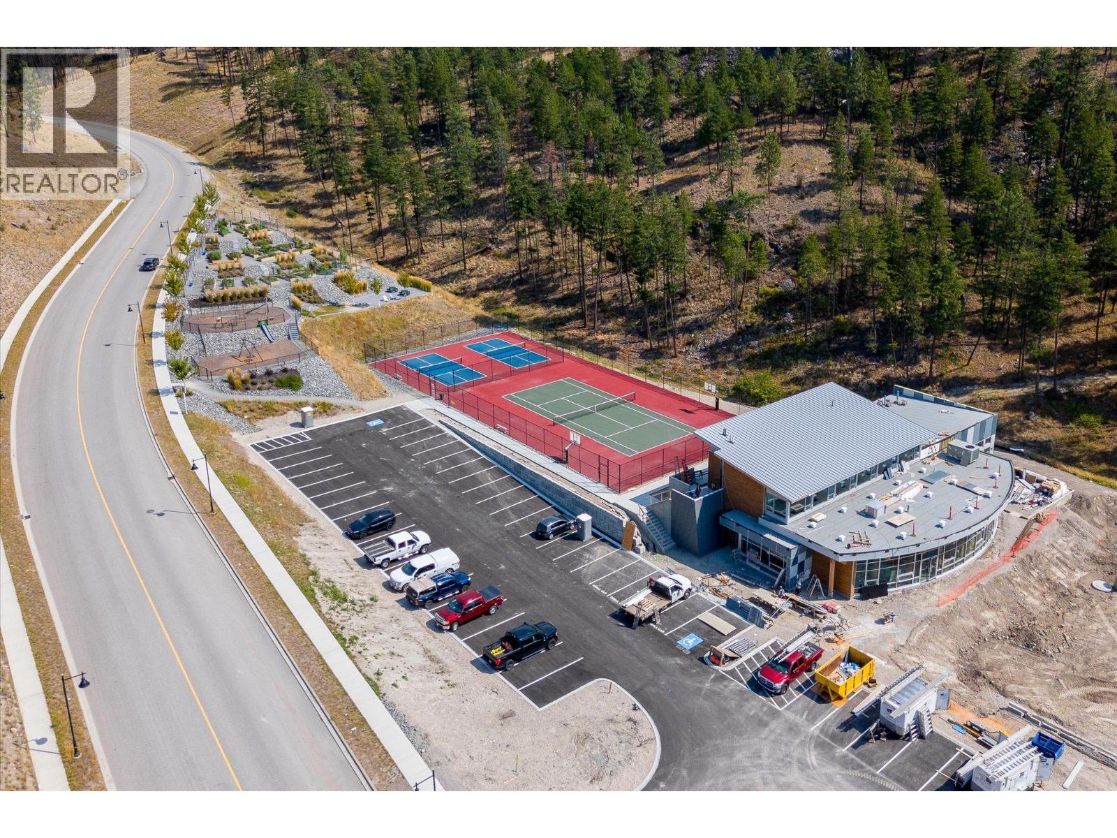 1860 Blue Bunch Court, Kelowna