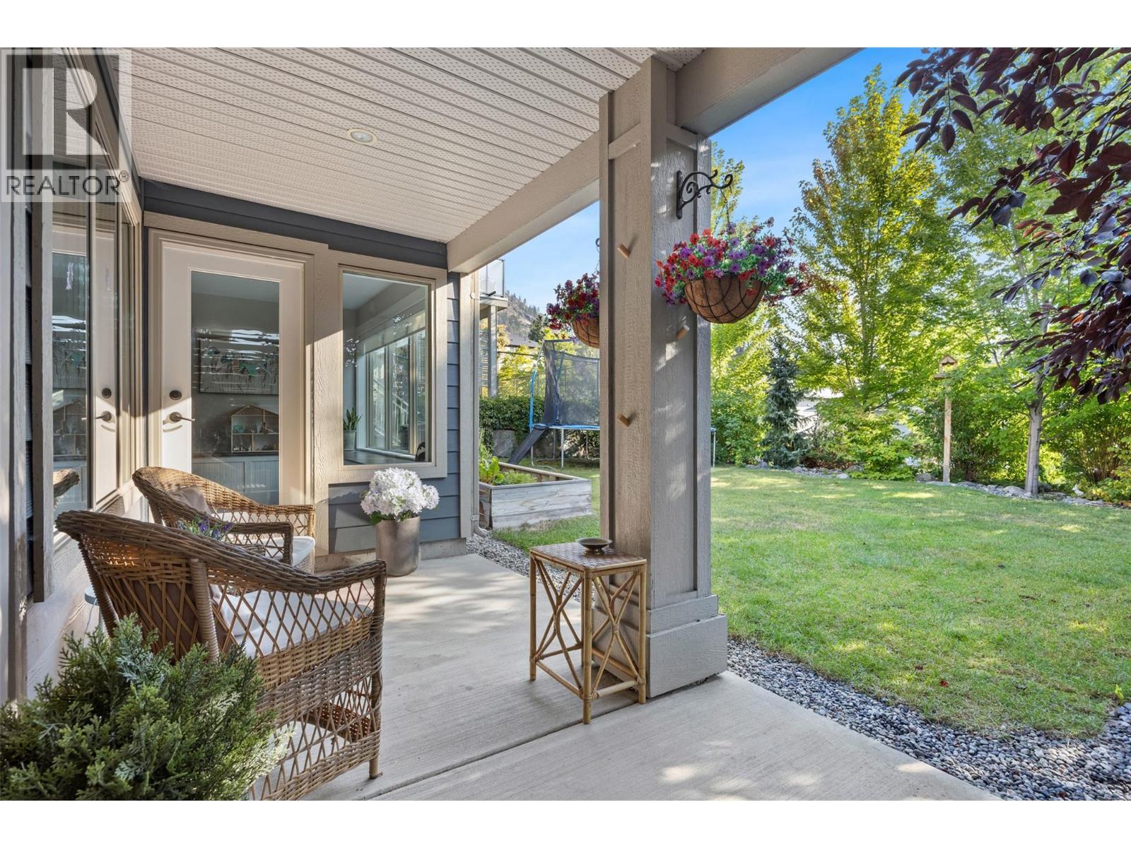  2371 Paramount Drive, West Kelowna