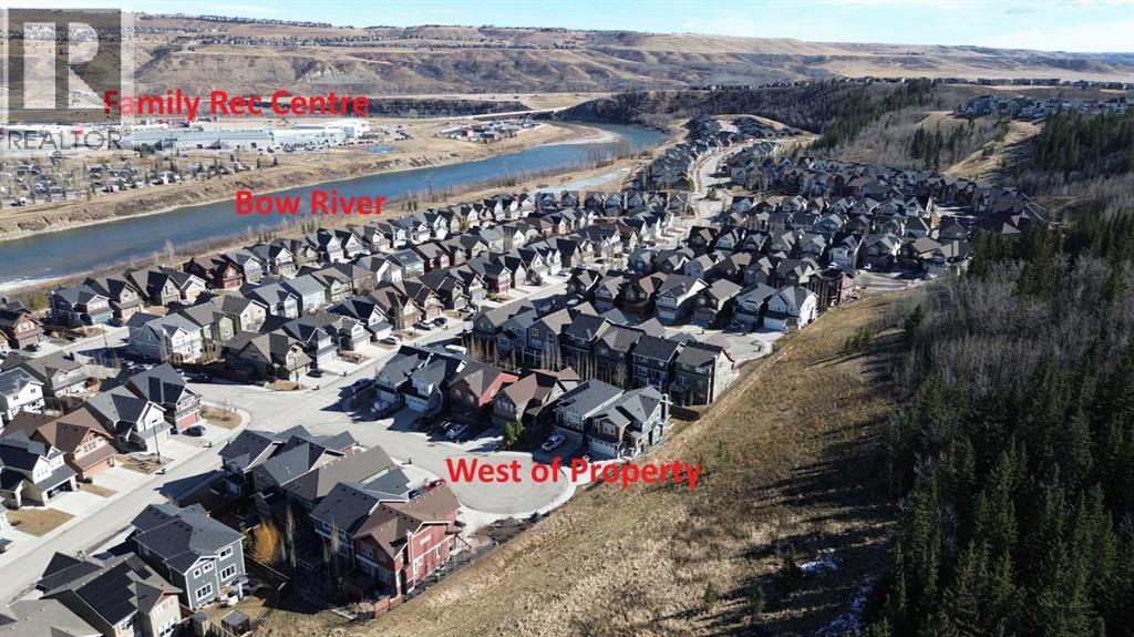 255 Riviera Way, Cochrane