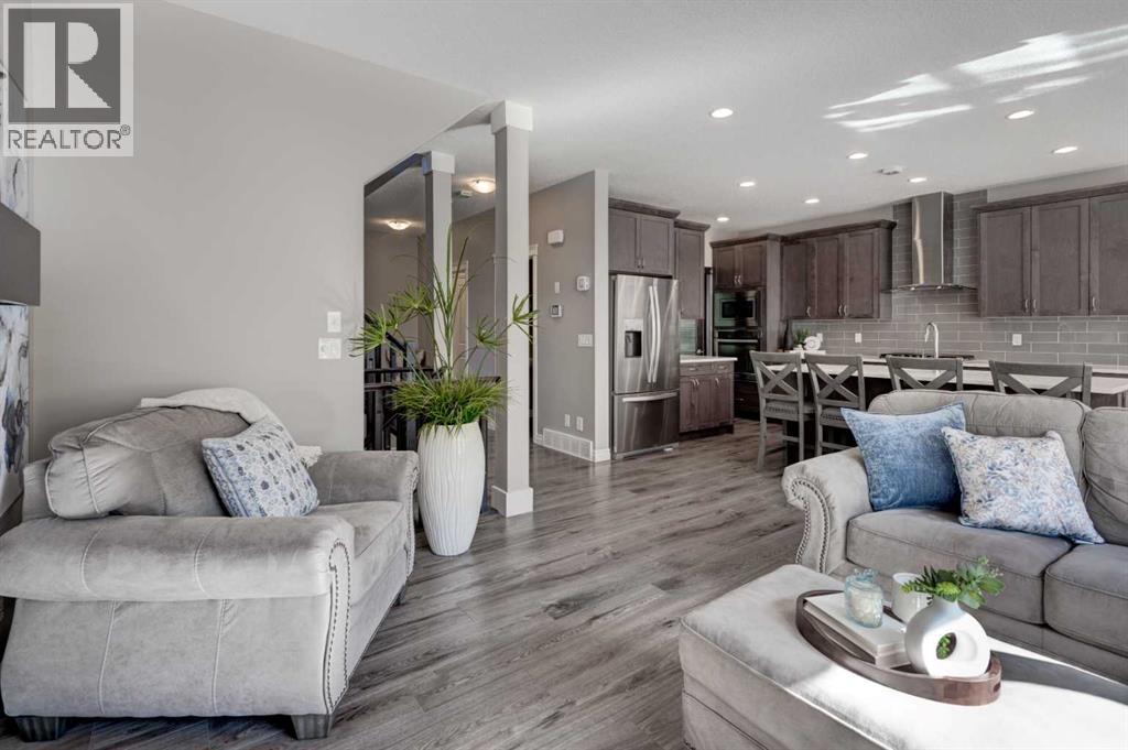 255 Riviera Way, Cochrane