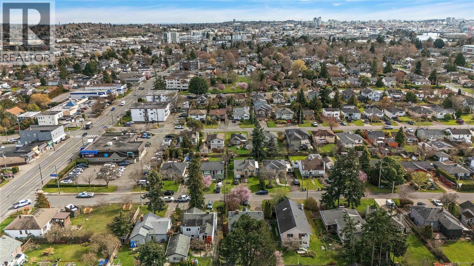 3166 EARL GREY ST - 33