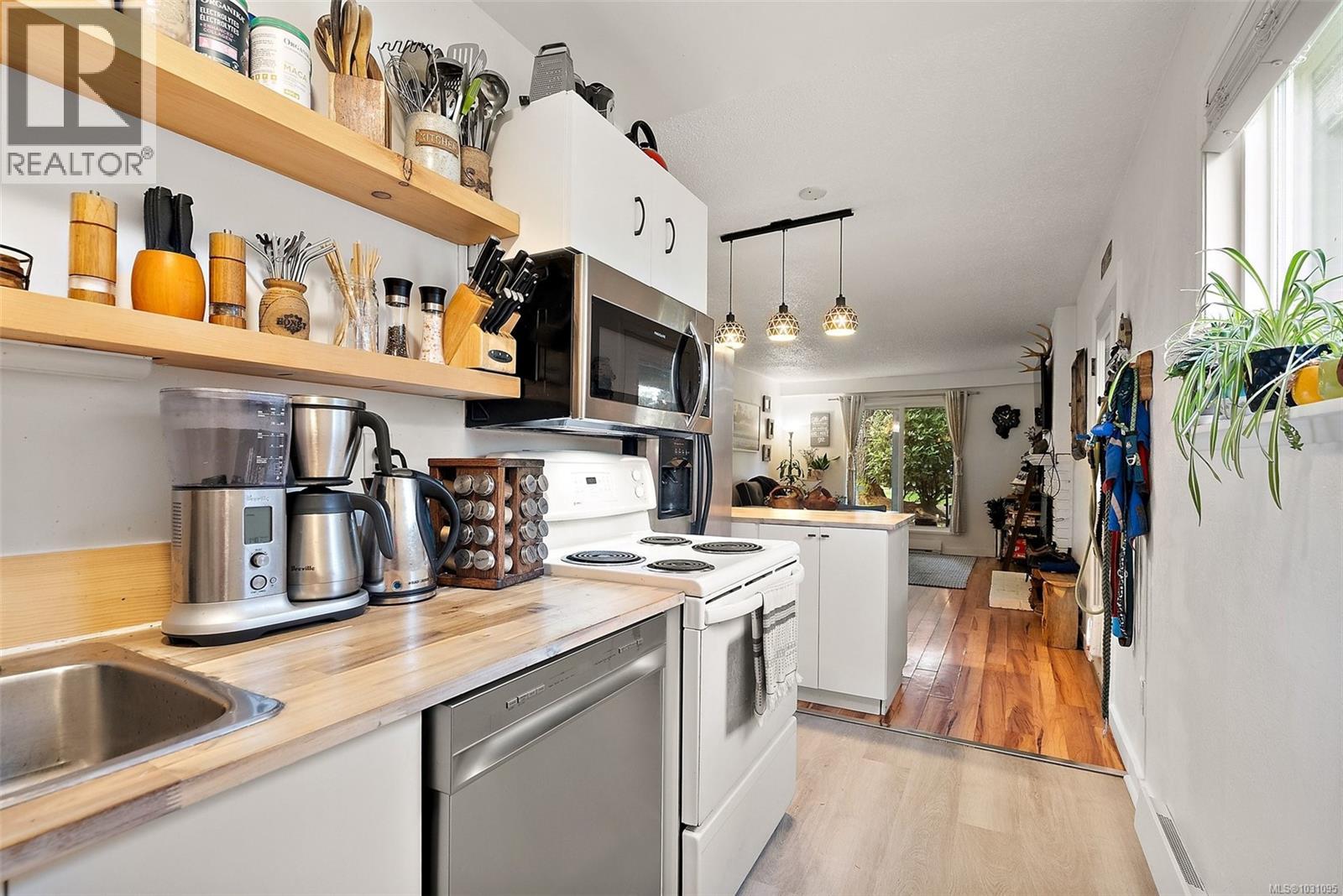 #105 1987 KALTASIN RD - 5