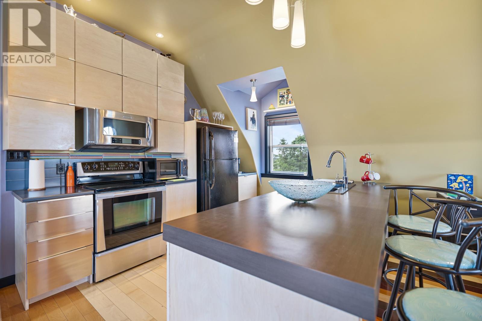 6888 Route 13, Mayfield - 27