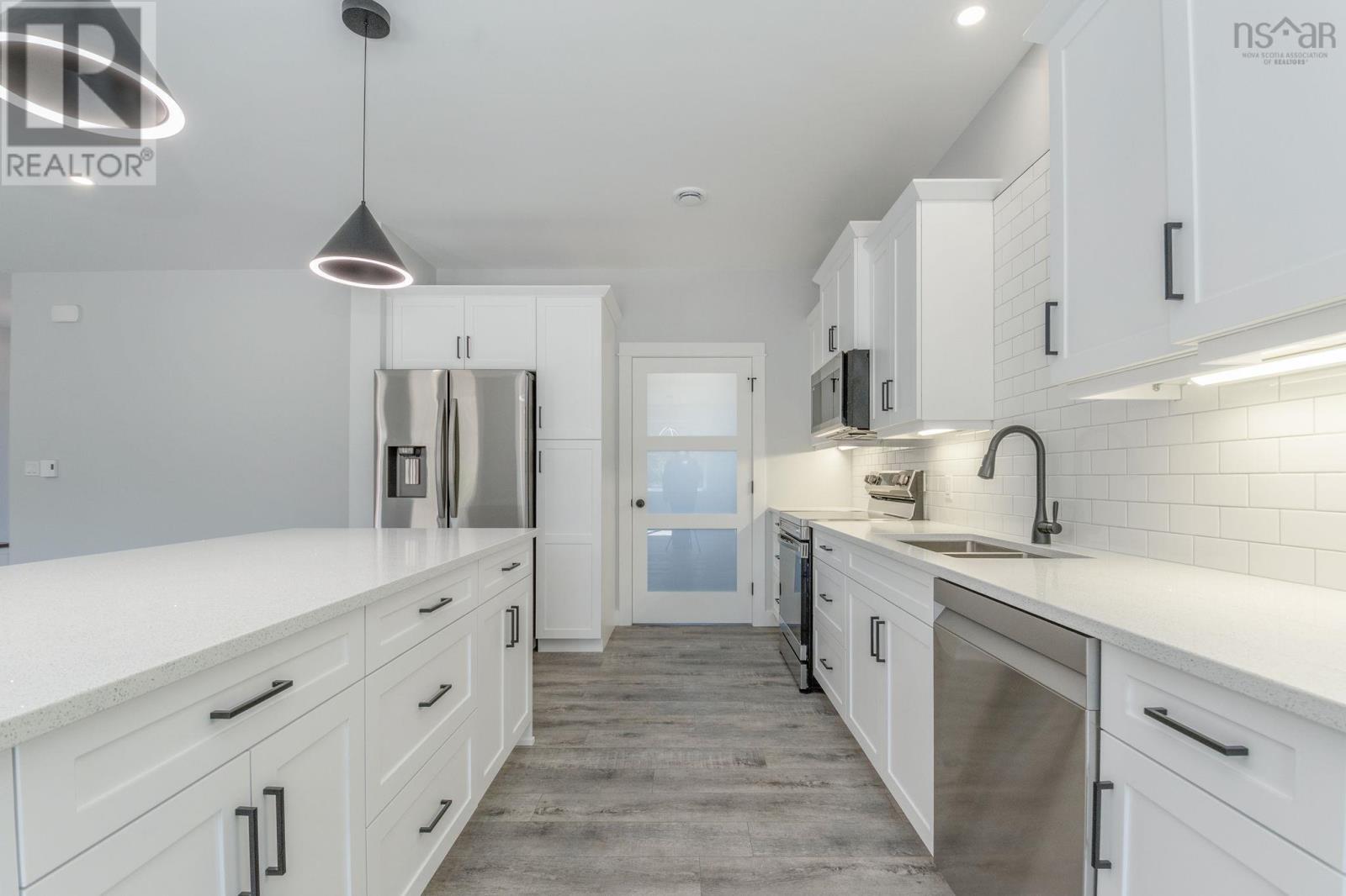 Property 10 of 44 of 206 Rivercrest Lane