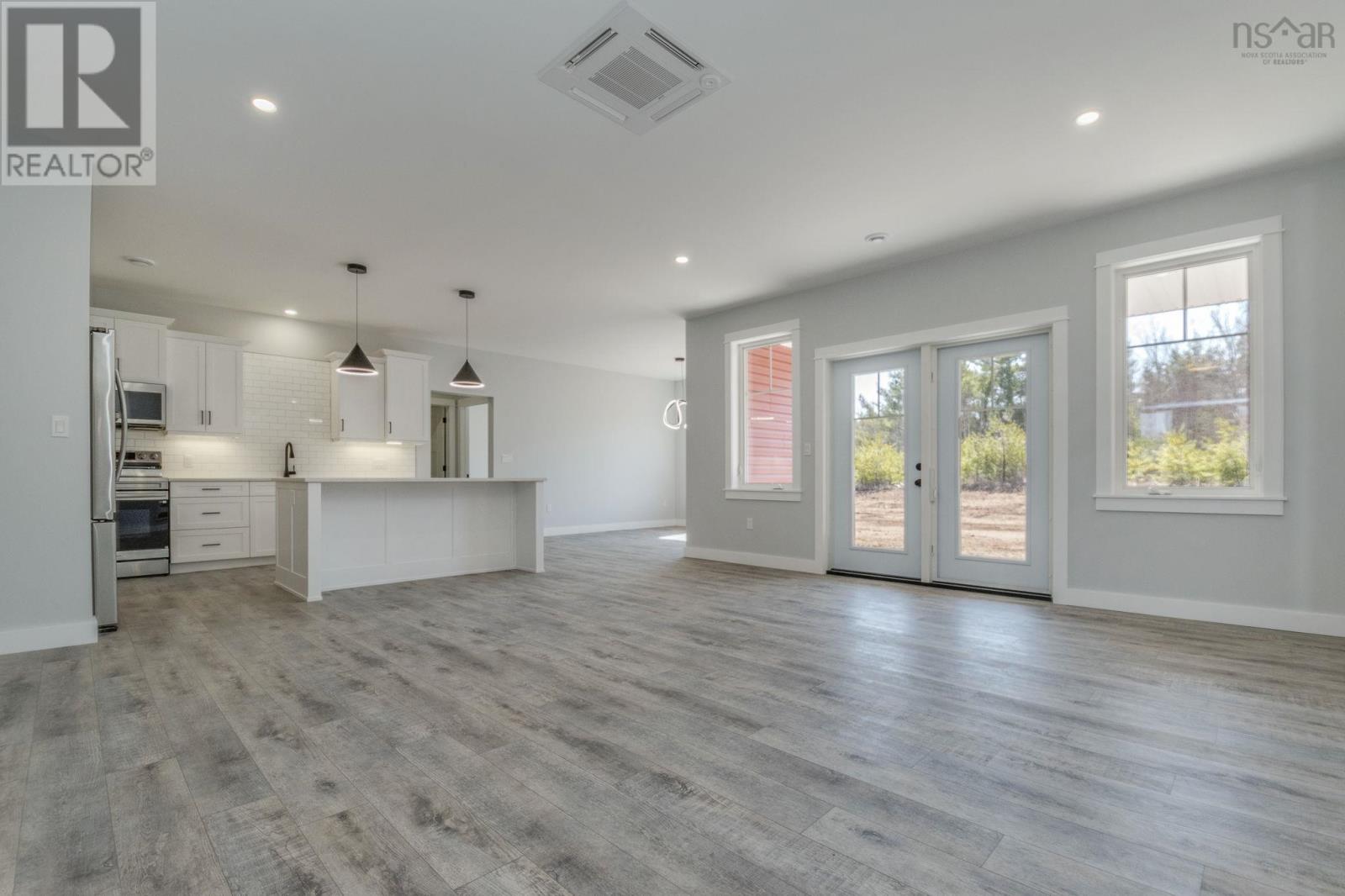 Property 6 of 44 of 206 Rivercrest Lane