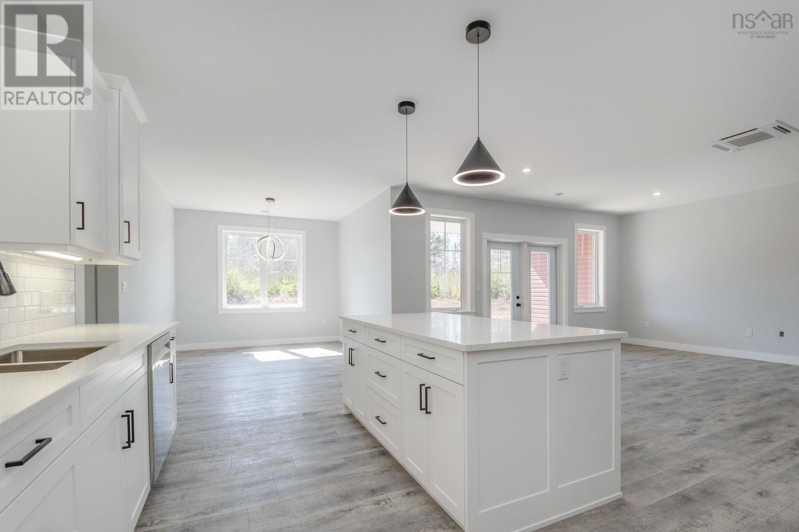 Property 11 of 44 of 206 Rivercrest Lane