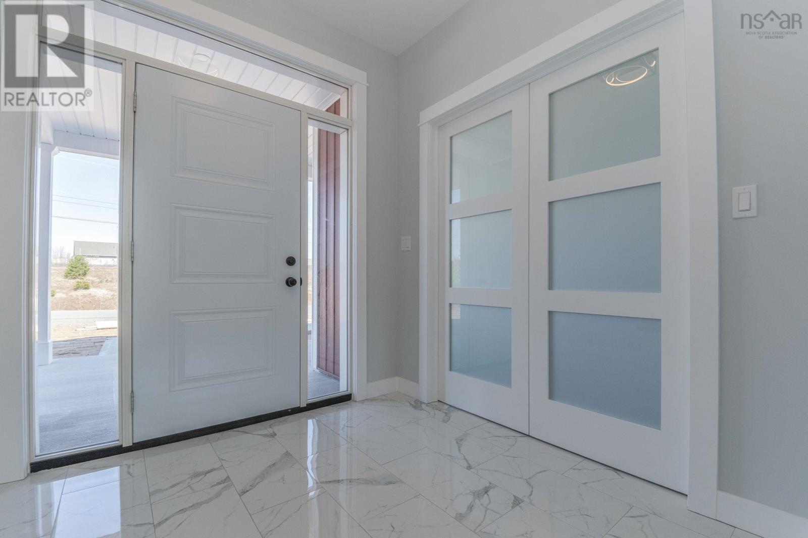 Property 4 of 44 of 206 Rivercrest Lane