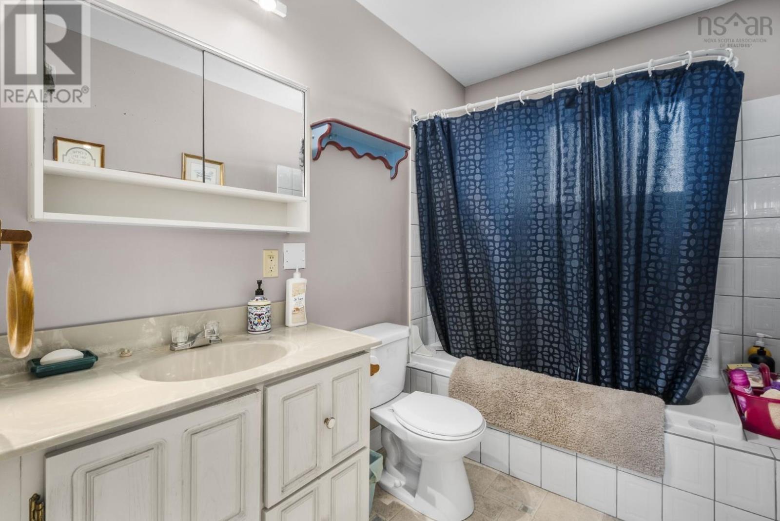 Property 20 of 49 of 19 Shalimar Crescent