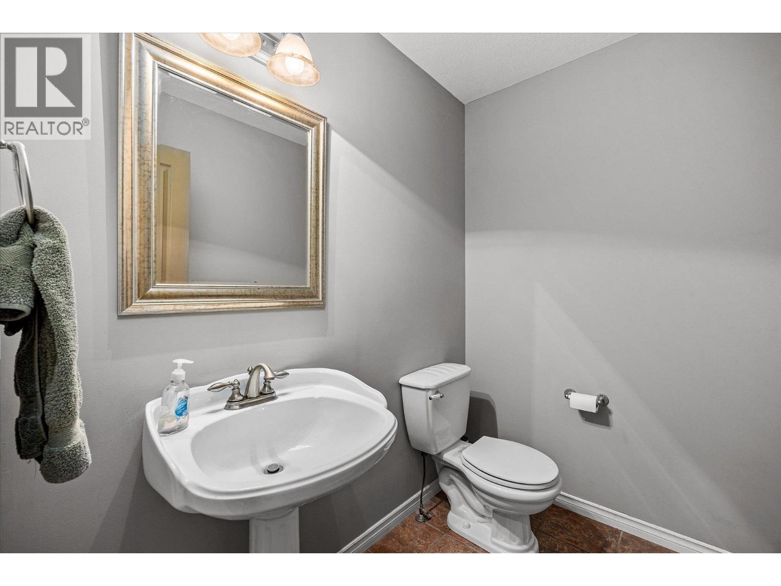  3925 Flower Court, Kelowna