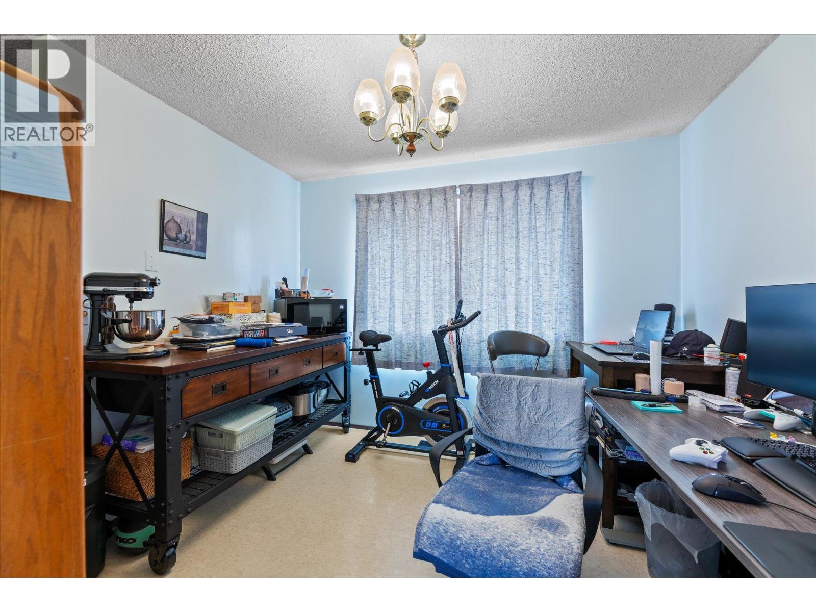  530-540 Hollywood Road North, Kelowna