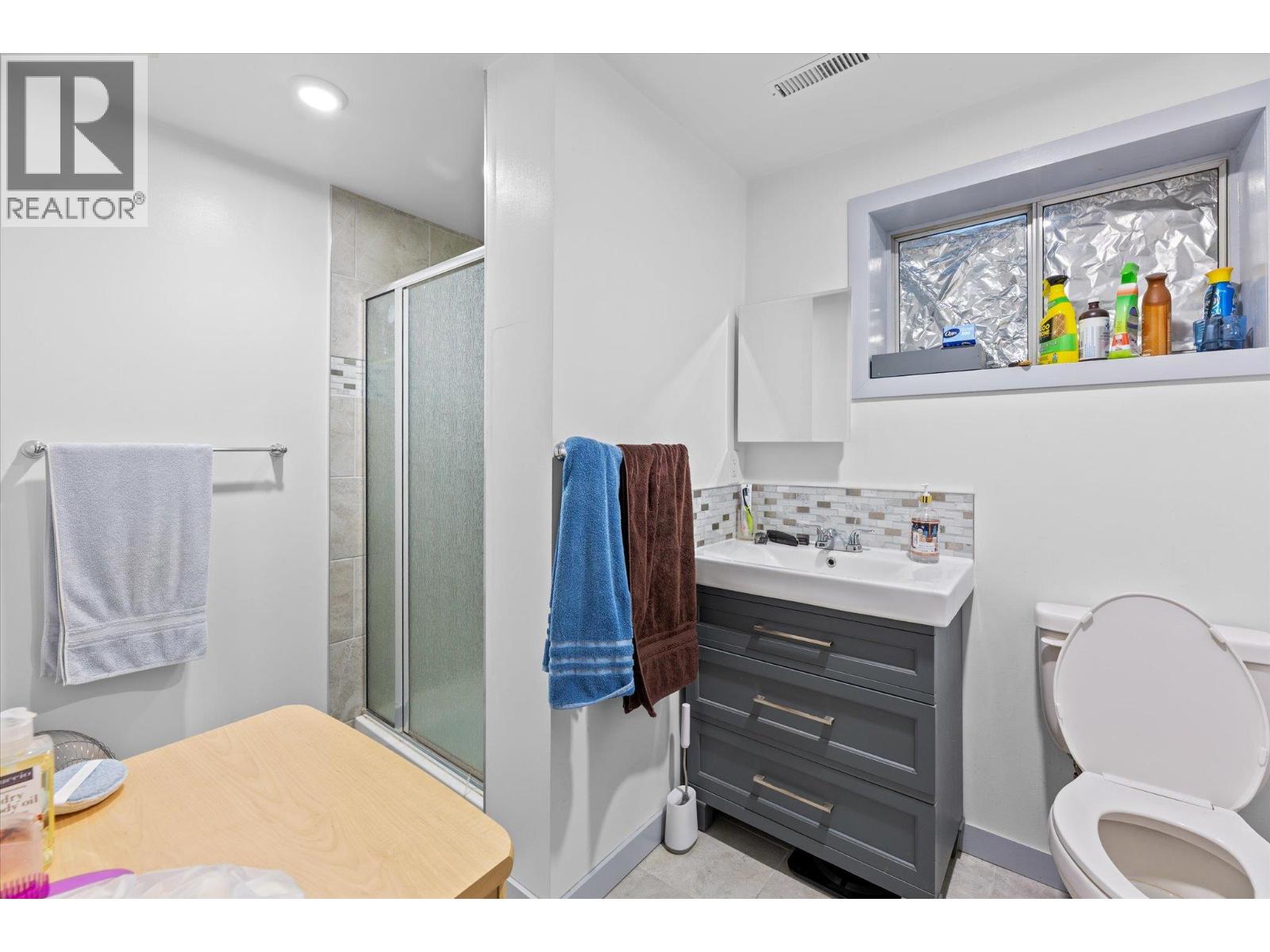  530-540 Hollywood Road North, Kelowna