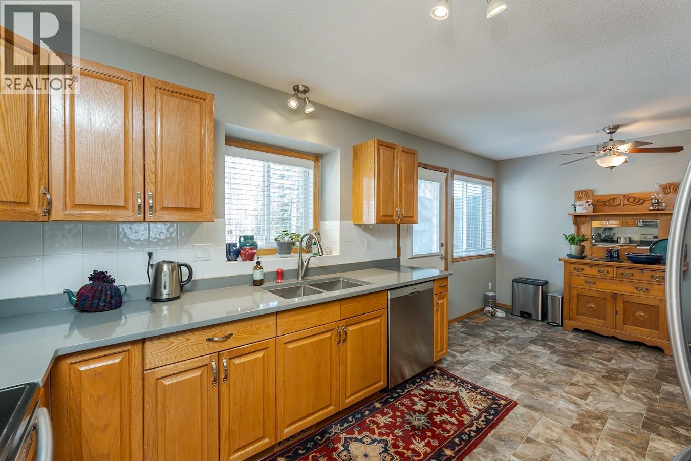 #104 6450 DAWSON ROAD - 4