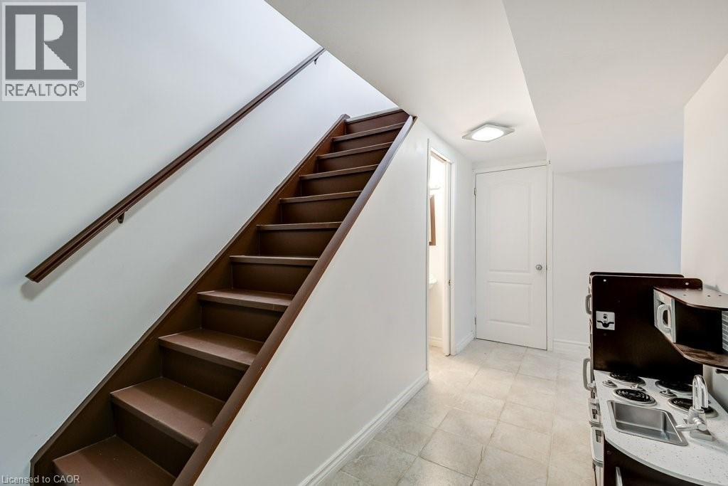 #18 1350 LIMERIDGE Road E - 28