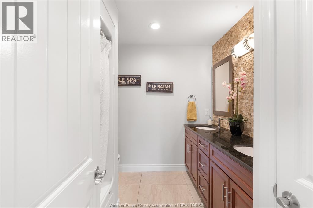 11933 MAISONNEUVE STREET - 16