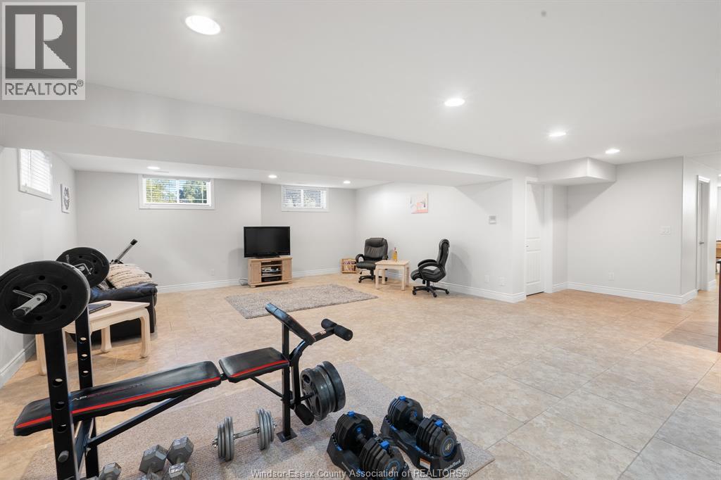 11933 MAISONNEUVE STREET - 25