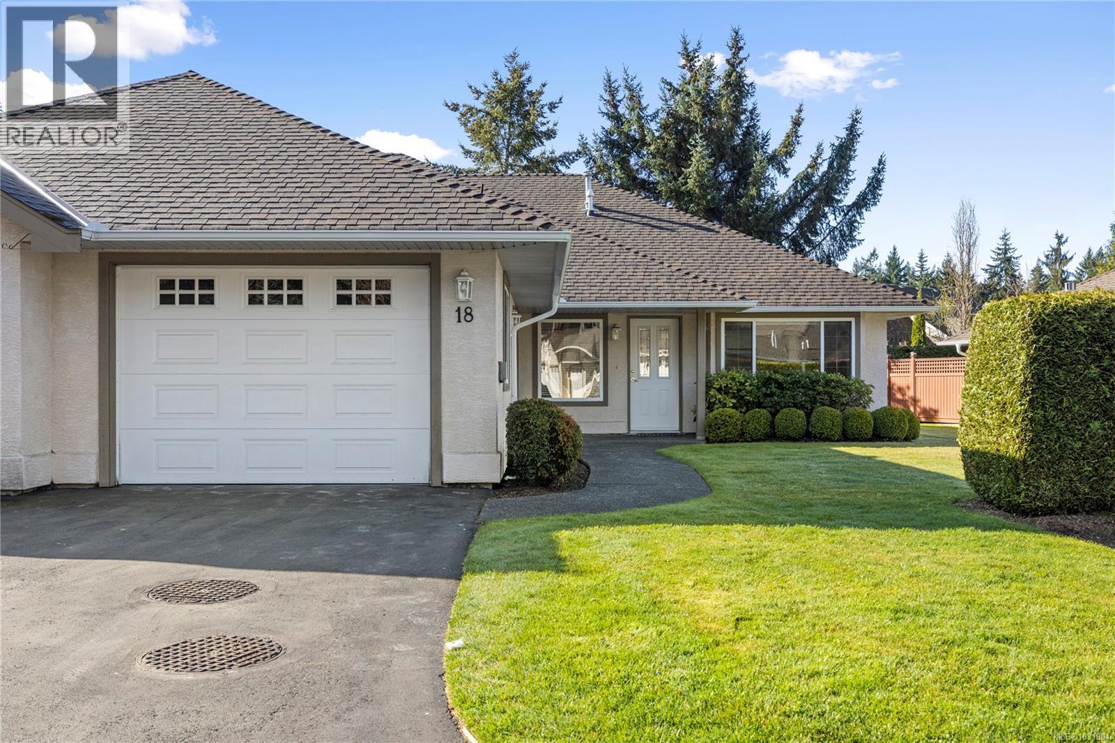 #18 850 ARBUTUS ST - 1