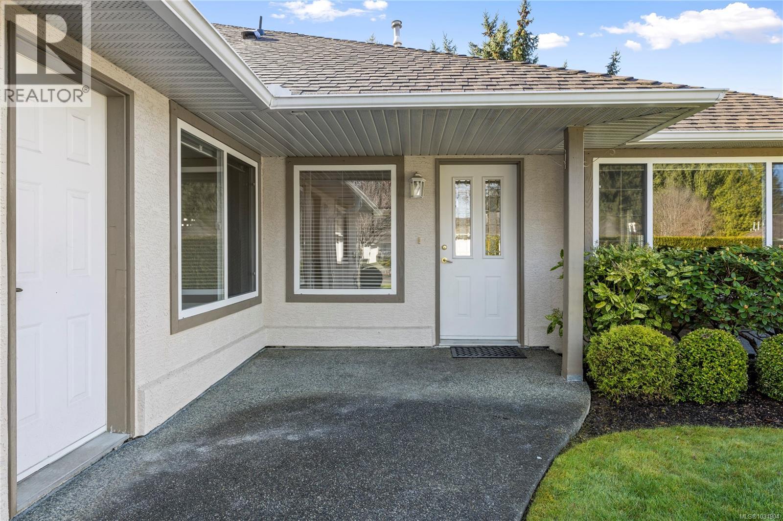 #18 850 ARBUTUS ST - 26