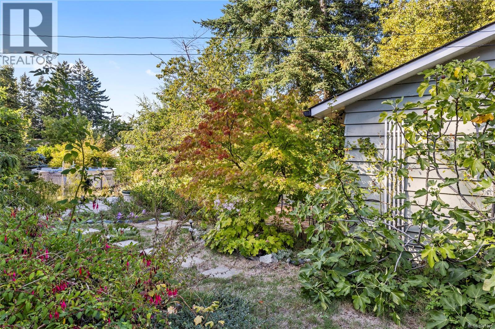 6534 SOUTHAMPTON RD - 12