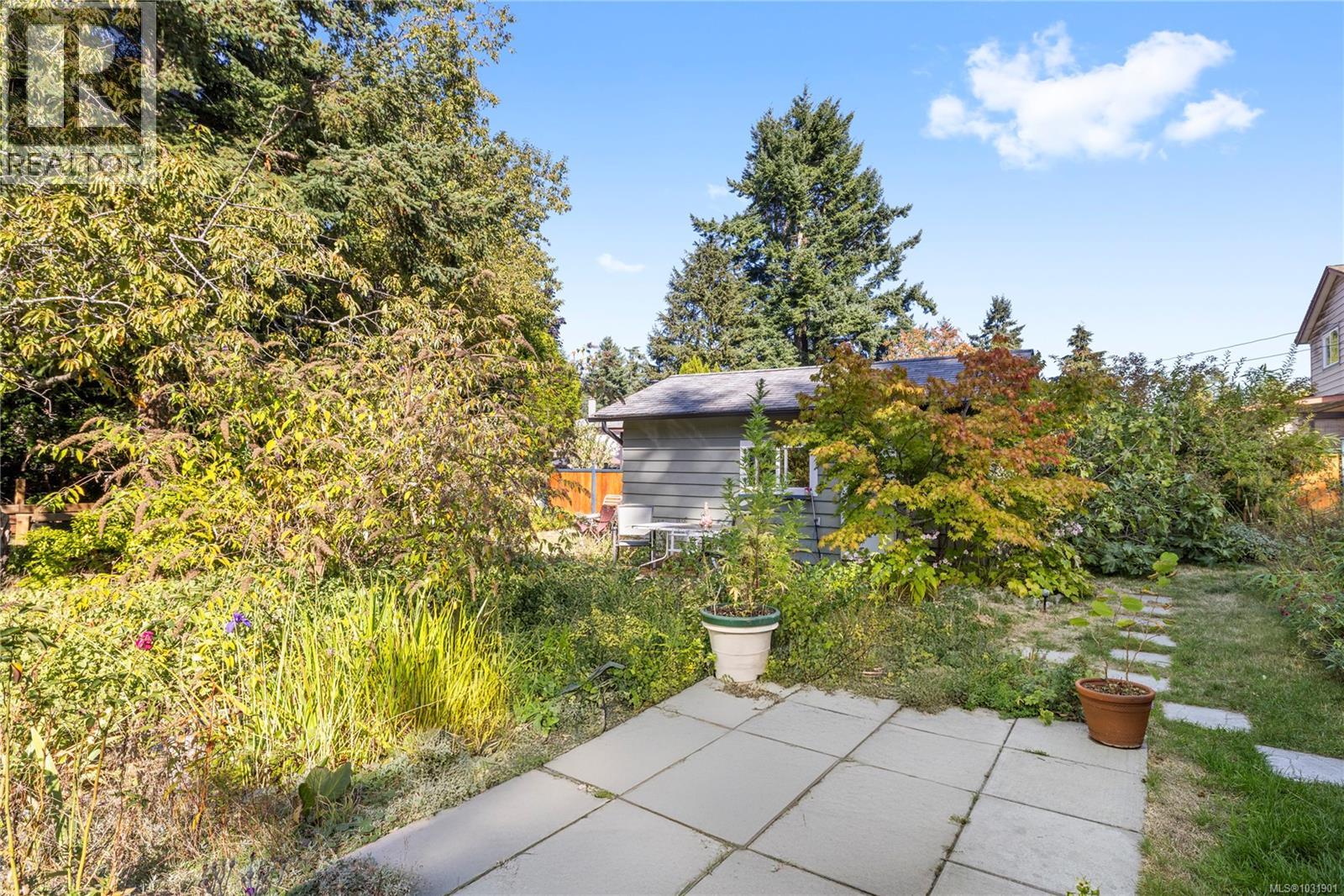 6534 SOUTHAMPTON RD - 18