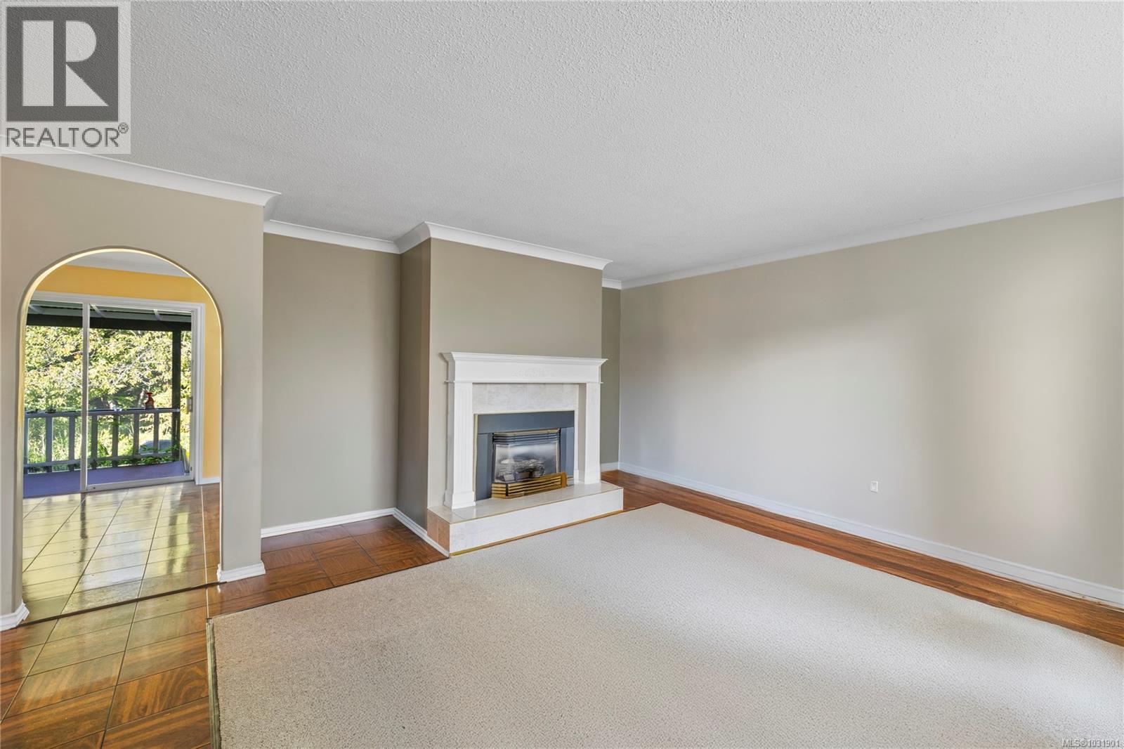 6534 SOUTHAMPTON RD - 6