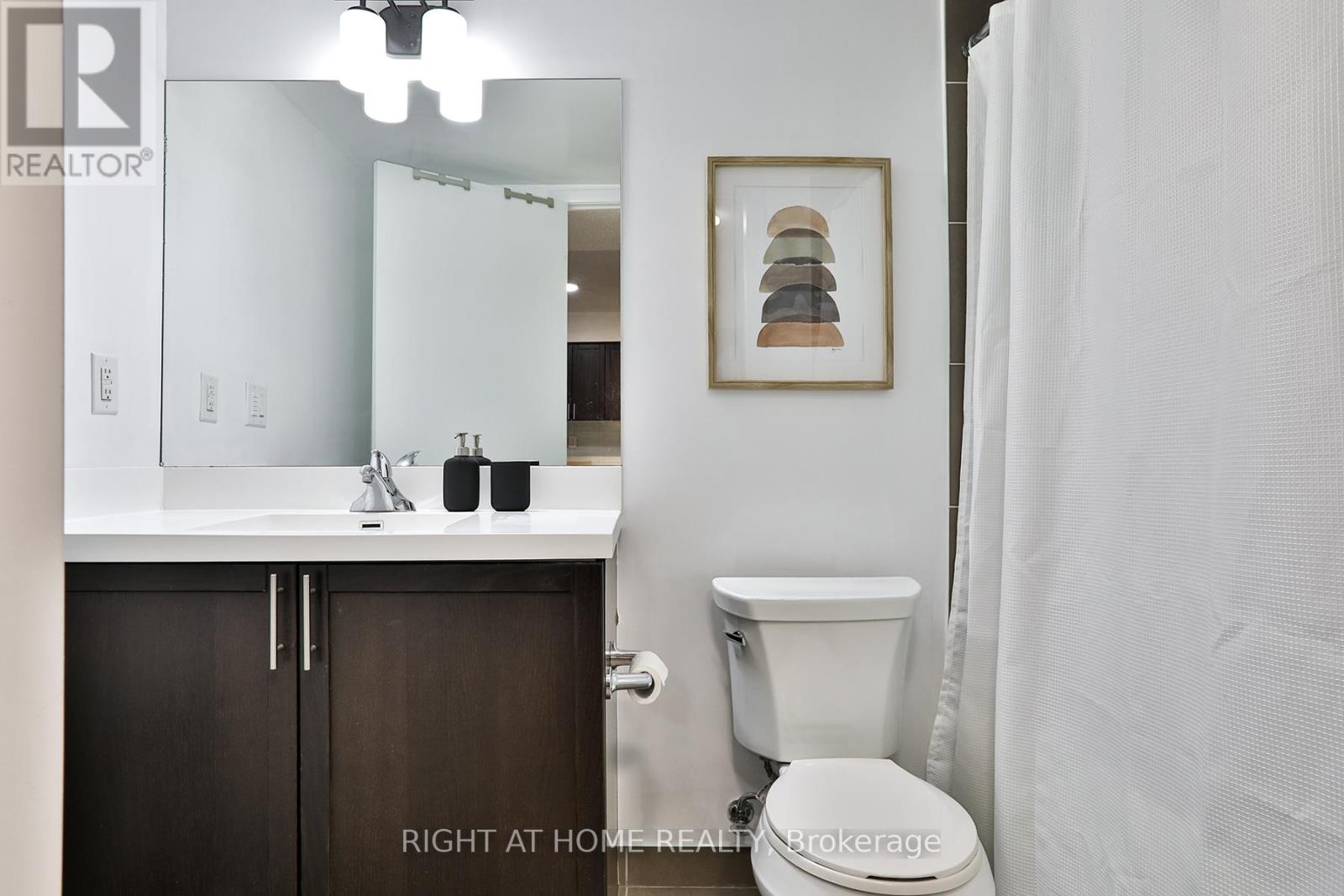 #335 830 LAWRENCE AVENUE W - 18