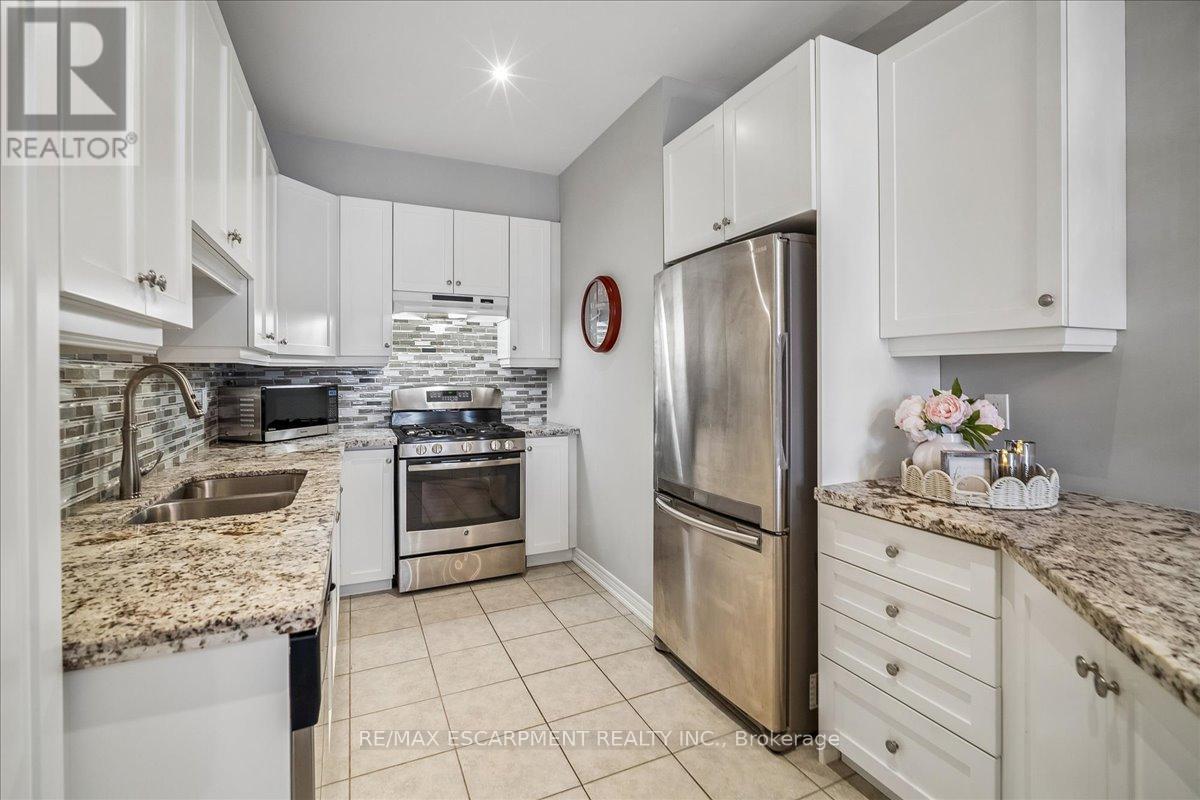 ##40 181 PLAINS ROAD W - 16