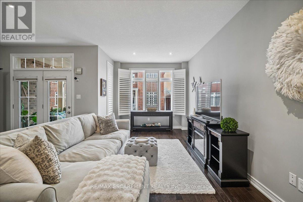##40 181 PLAINS ROAD W - 7